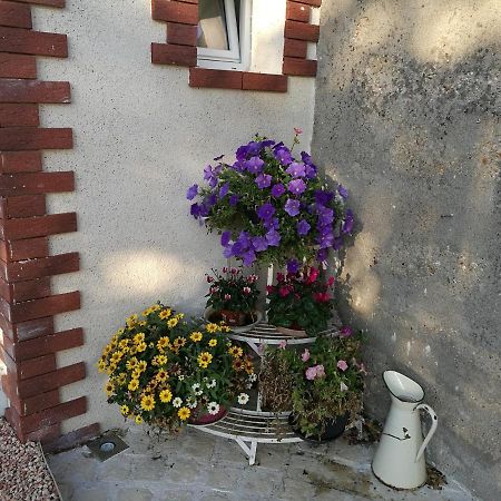 Bed and Breakfast Caves Du Coteau 3 Lunay Exterior foto